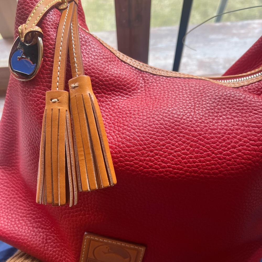 Dooney & Bourke Patterson Pebbled Leather Paige Sac Hobo - Picture 2 of 11
